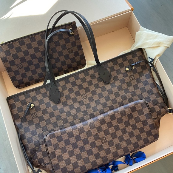 Louis Vuitton Neverfull MM - Picture 2 of 12